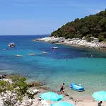 With A Parking Space Lejlighed Mali Lošinj